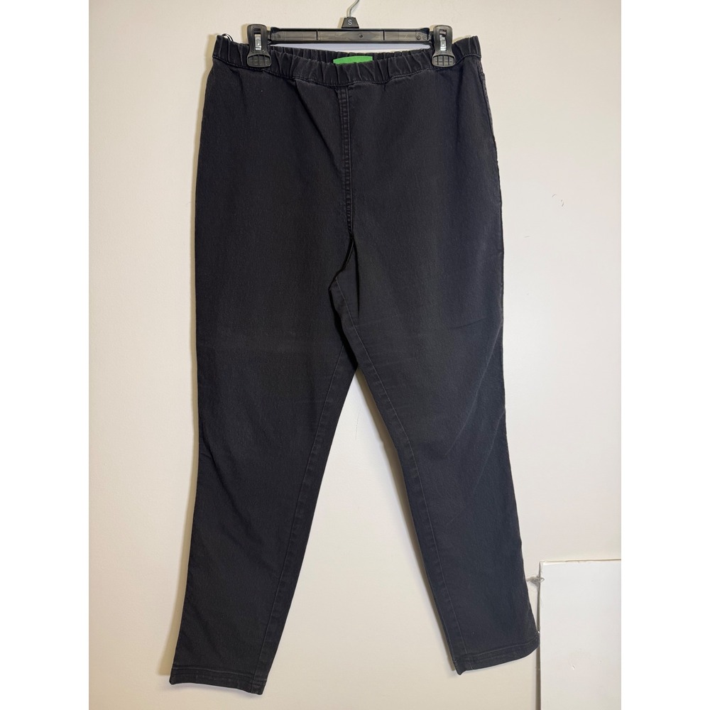 LOGO by Lori Goldstein women's black jean size large